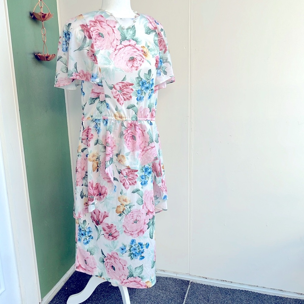 Vintage 70s Pastel Floral Peplum Dress